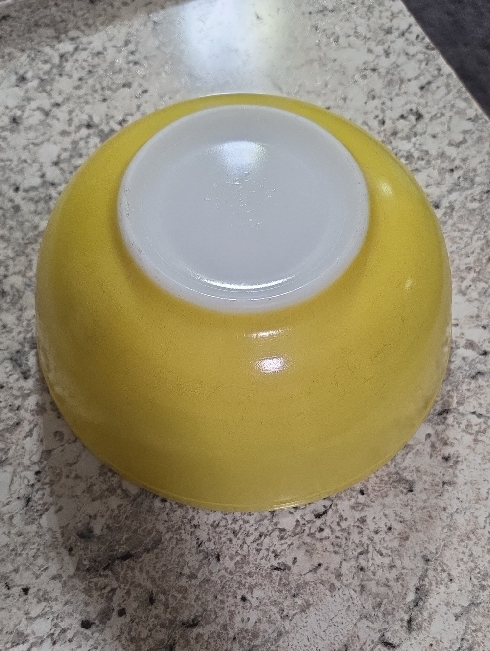Pyrex Yellow 404 Mixing Bowl with White Interior